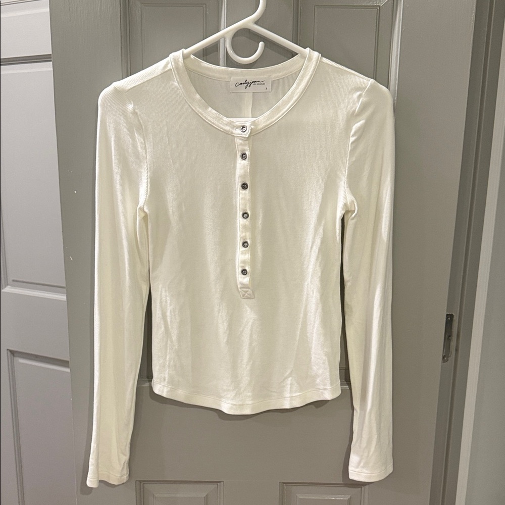 Carly Jean Los Angeles Henley